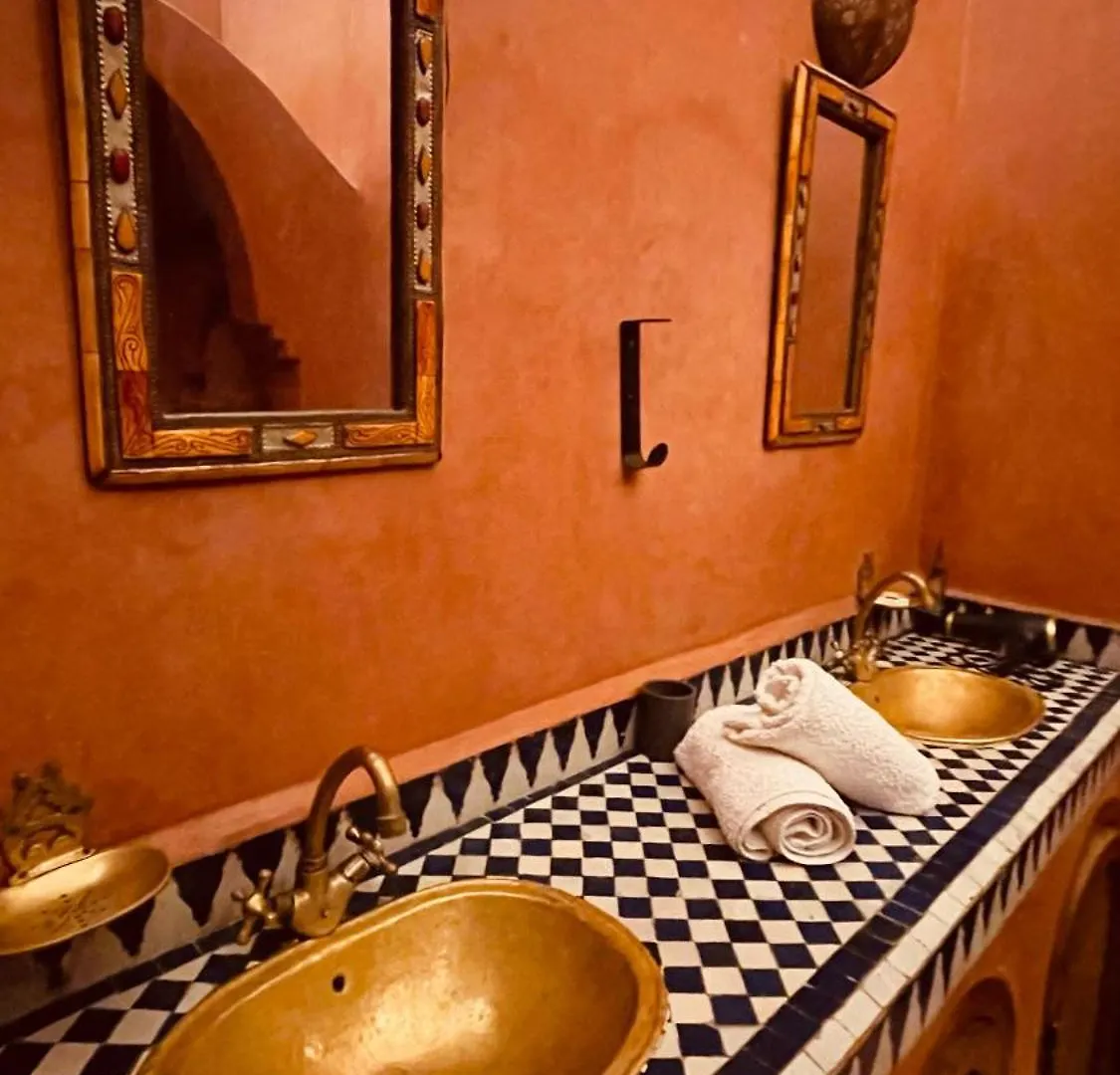 Bed & Breakfast Riad Le Dromadaire Bleu By Weekome Marrakesh Morocco