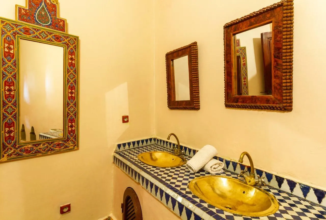 Bed & Breakfast Riad Le Dromadaire Bleu By Weekome Marrakesh Morocco