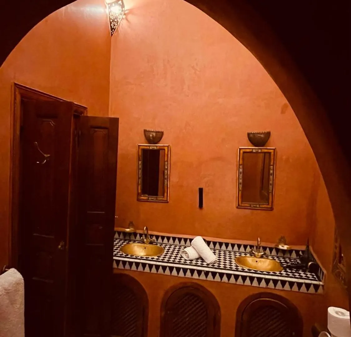 Riad Le Dromadaire Bleu By Weekome Marrakesh Bed & Breakfast